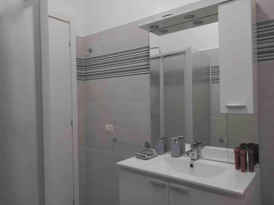 La Casa Di Marta Appartement Corsico Buitenkant foto