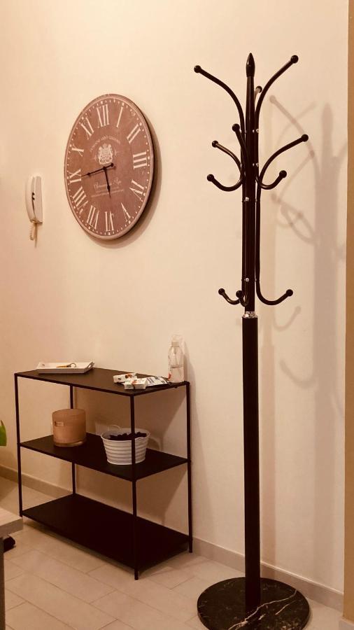 La Casa Di Marta Appartement Corsico Buitenkant foto