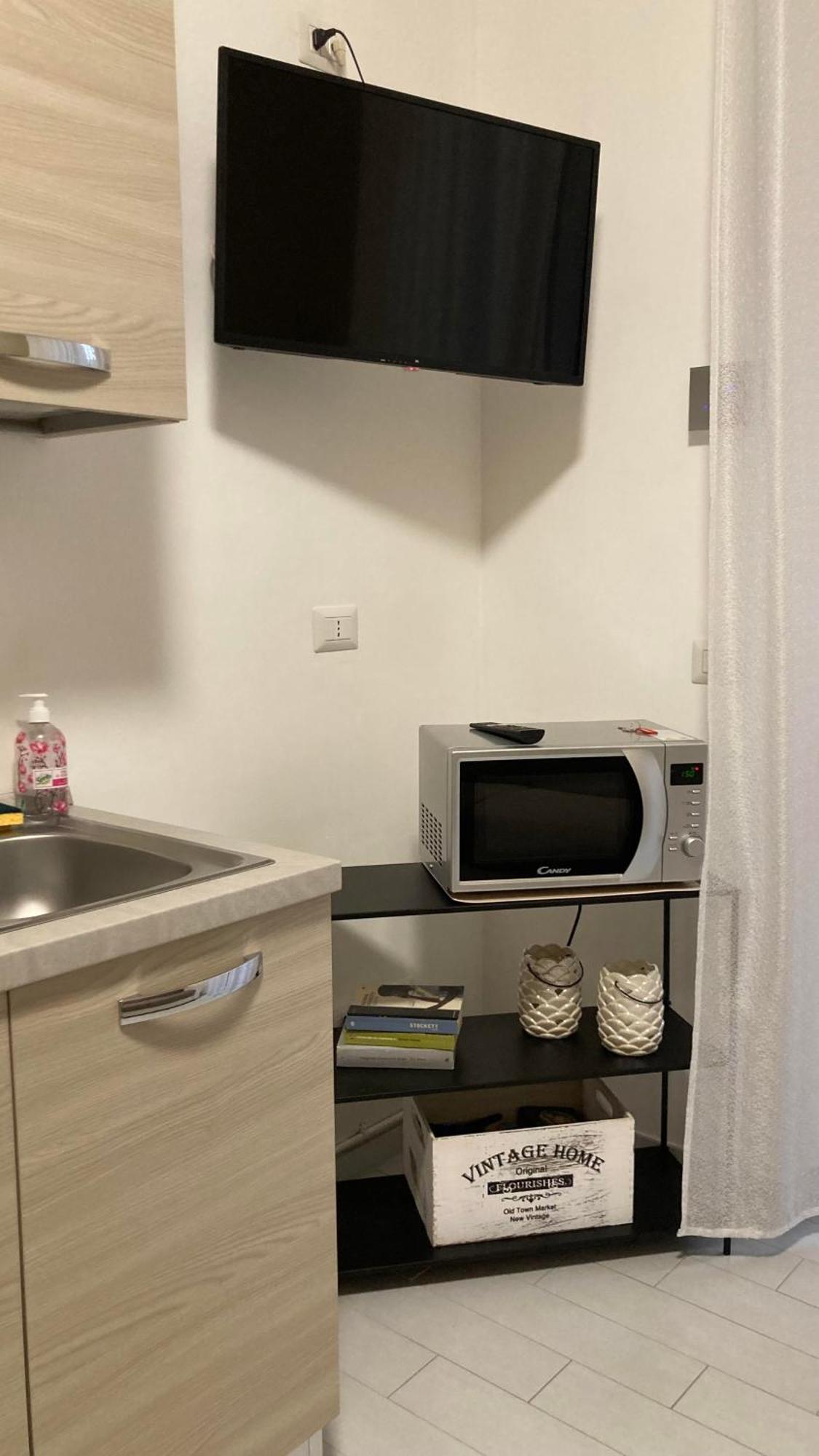 La Casa Di Marta Appartement Corsico Buitenkant foto