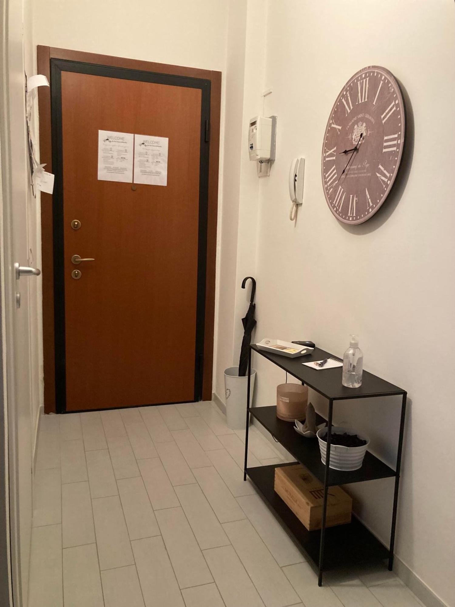 La Casa Di Marta Appartement Corsico Buitenkant foto